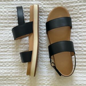 Black Nisolo Flatform Leather Sandals - brand new!
